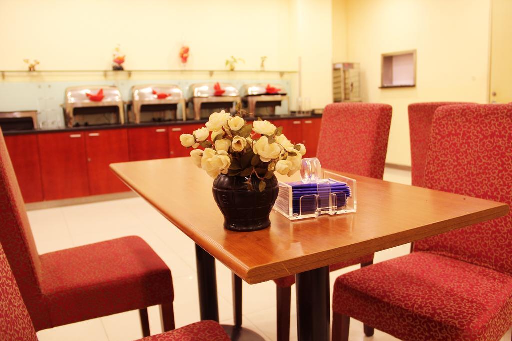 Hanting Hotel Beijing South Railway Station Номер фото